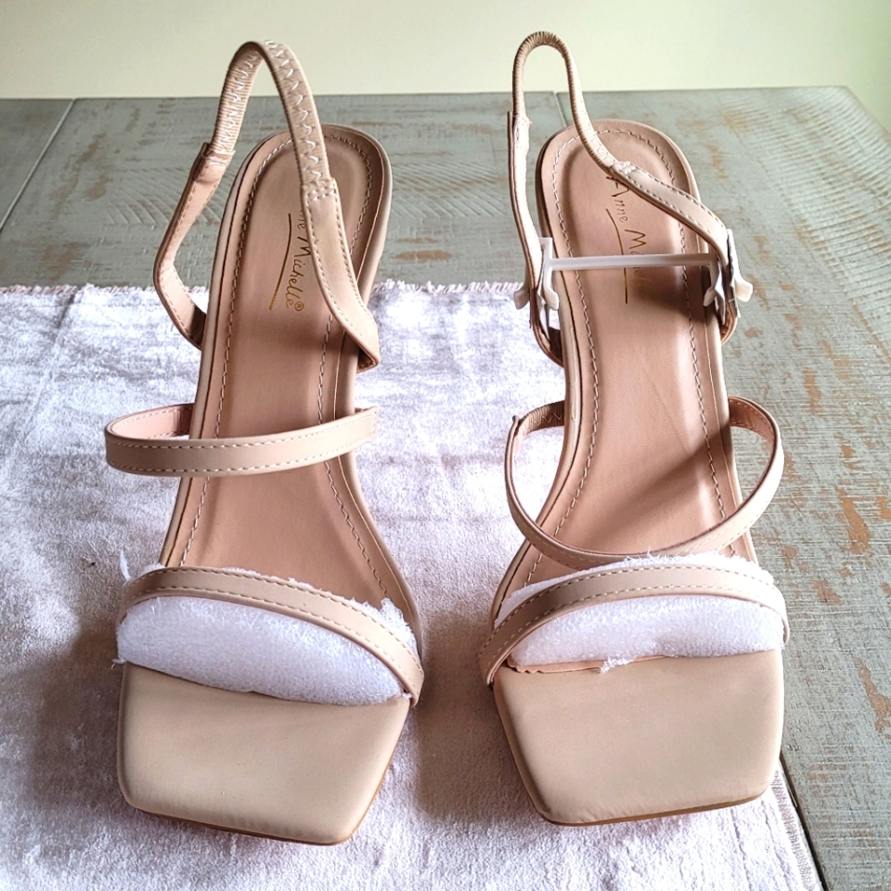 (Never been worn) "Anne Michelle" 8 1/2 Nude Strappy Heels